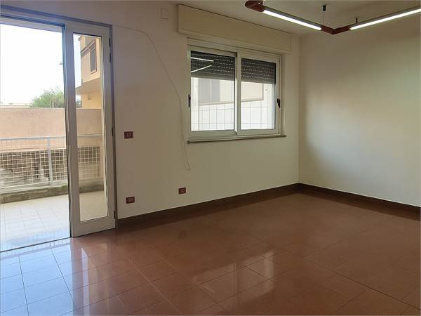 Ufficio in affitto a San Giorgio Ionico